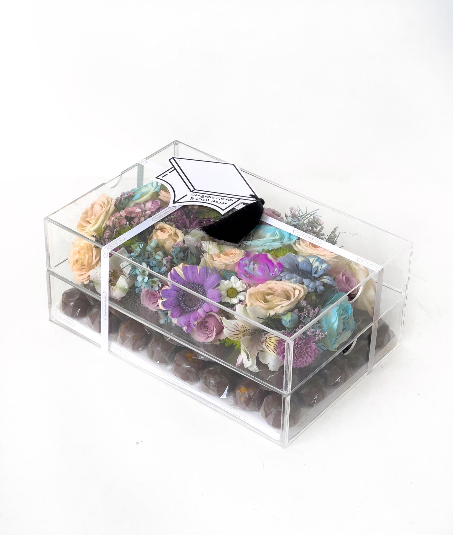 Luxury Graduation Box – Fresh Flowers with Premium Chocolate