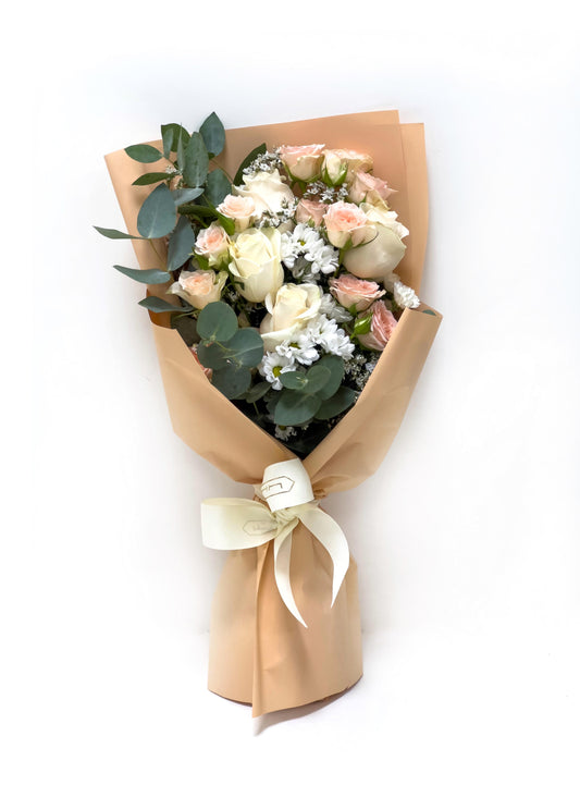 Elegant Beige & Pink Fresh Flower Bouquet