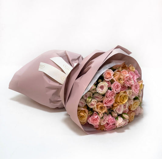 Luxury Pastel Rose Bouquet – Pink & Peach Tones